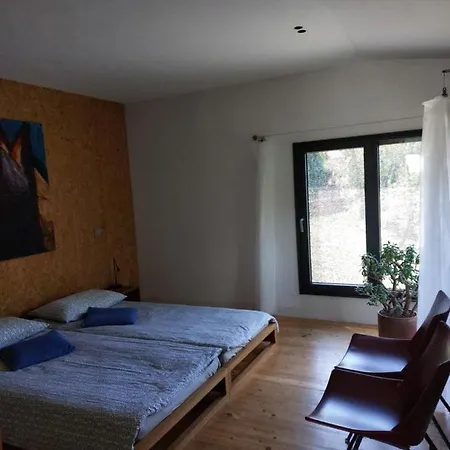 Hisa Gusta בית נופש מוסט נה סוסי